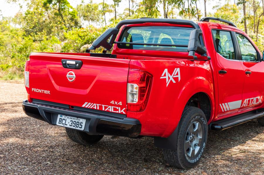 Детали экстерьера Nissan Frontier Attack (D23) 2018 года  (LA) (фото 8 из 30)